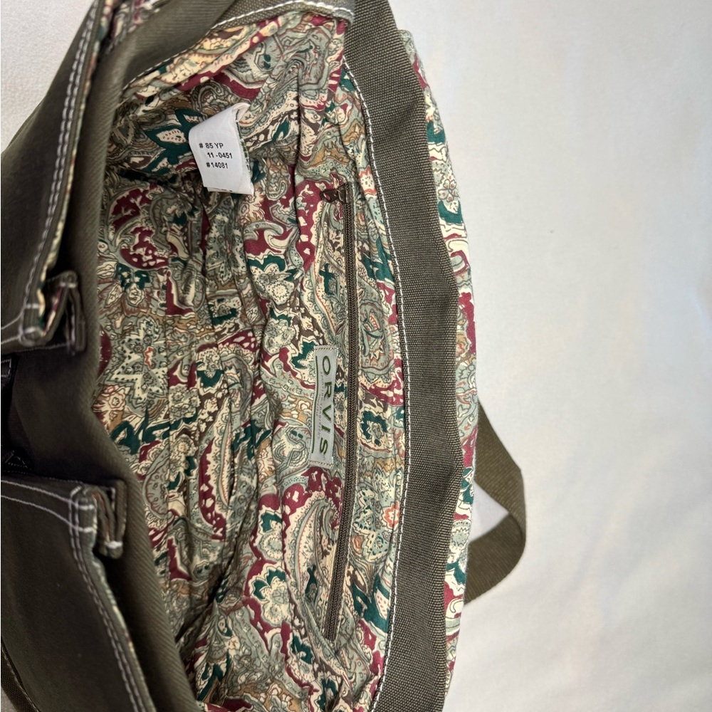 Orvis Olive Green Canvas Cross Body Messenger Bag with Brown Leather Accents - Picture 10 of 14